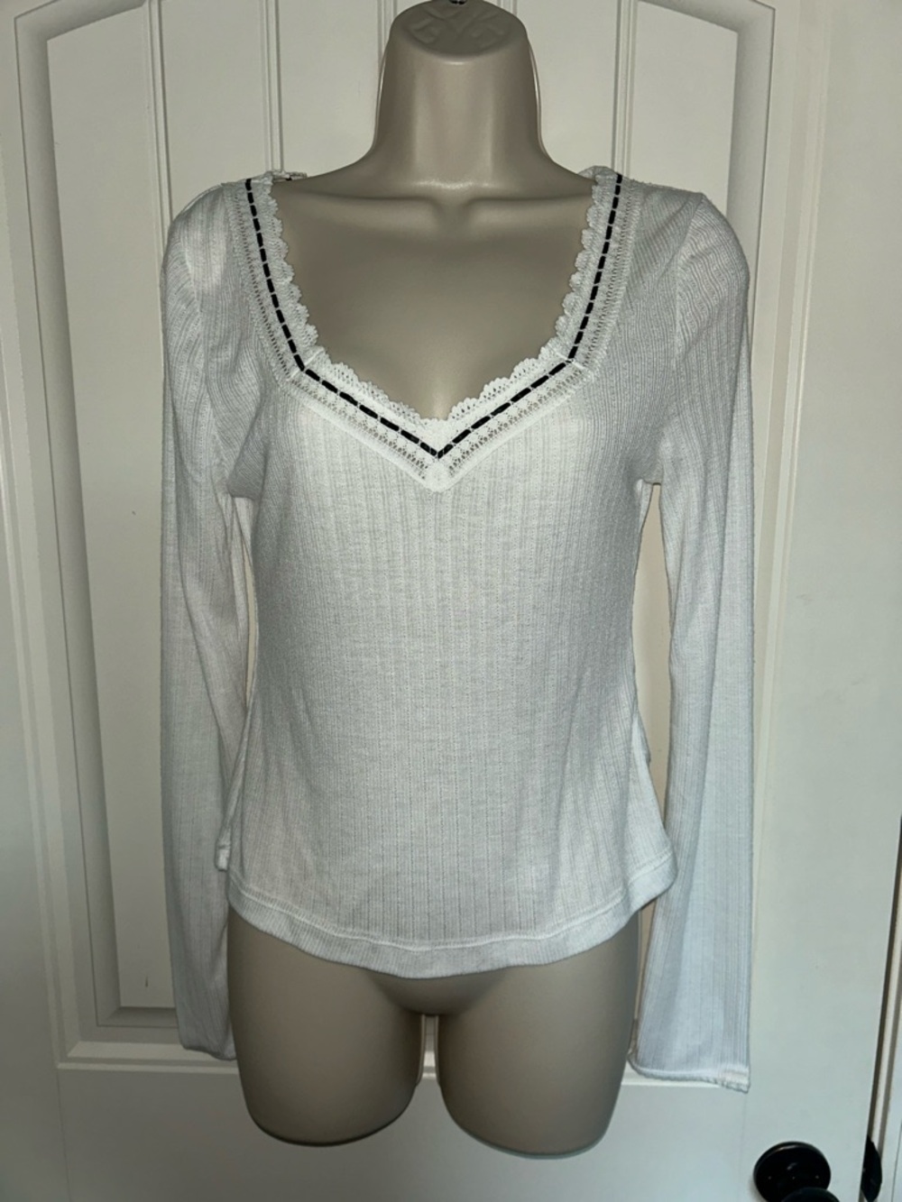 NEW Free People Only You White Lace-Trim Long Sleeve V-Neck Top Sz S